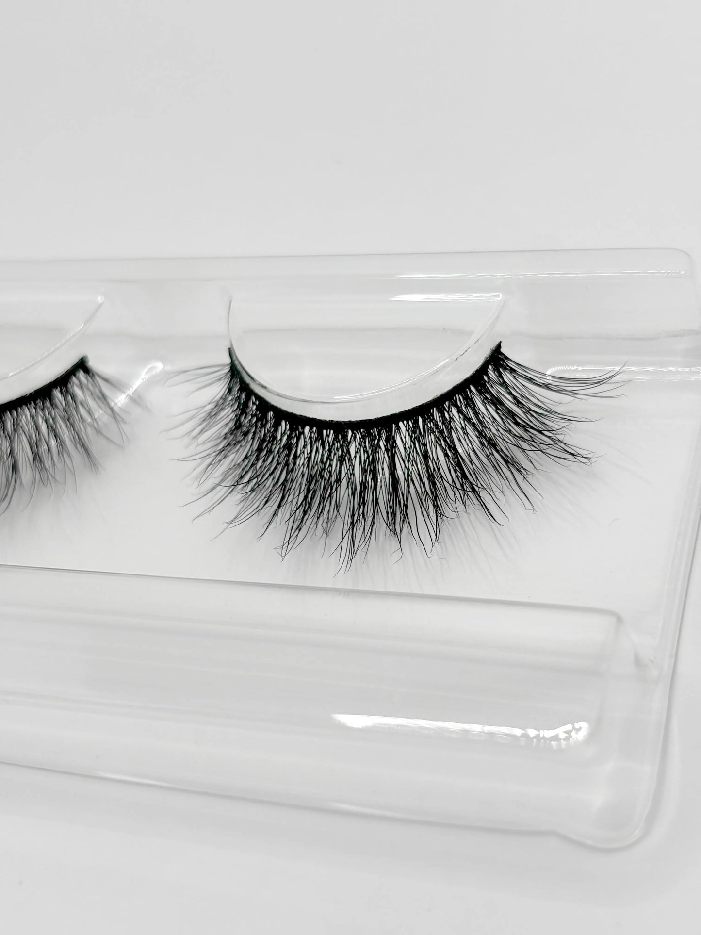 L Lash - Levore Lashes
